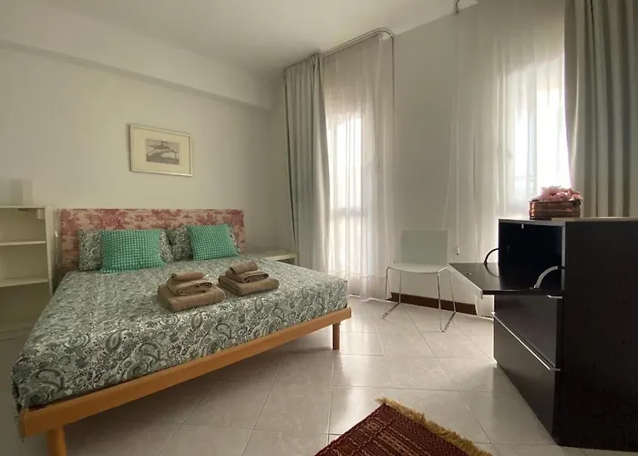 At The Column Square بادوفا